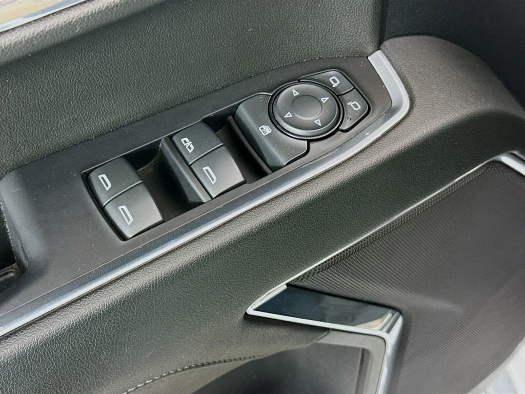 Used 2024 Chevrolet Silverado 1500 LT w/ Z71 Off-Road Package image 19