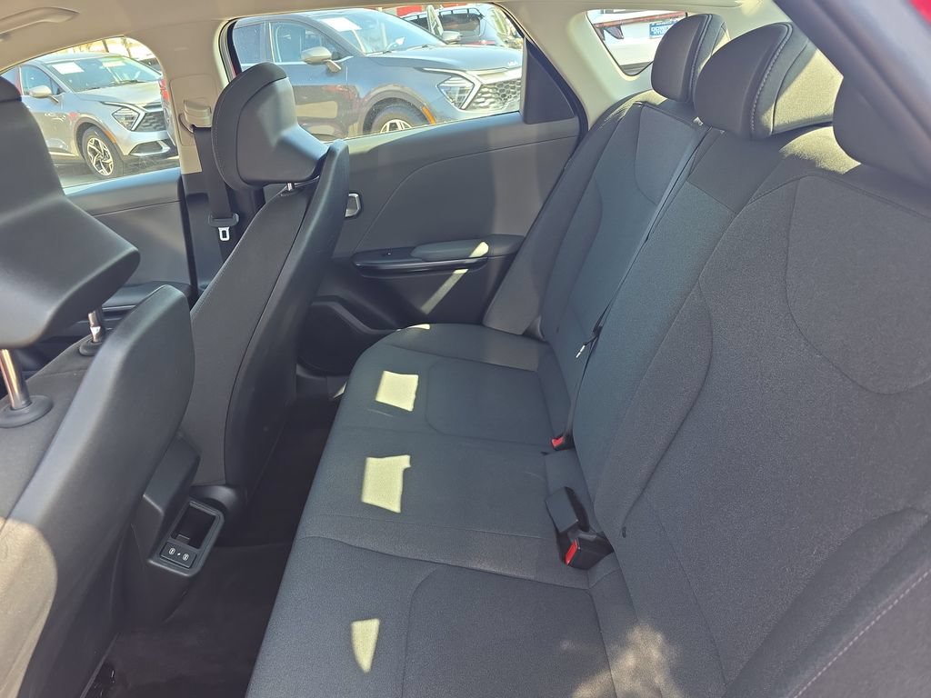 Used 2025 Kia K4 FWD image 22
