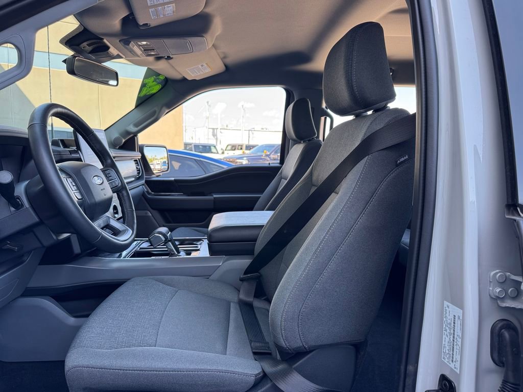 Used 2024 Ford F150 Lightning Flash AWD/4WD image 19