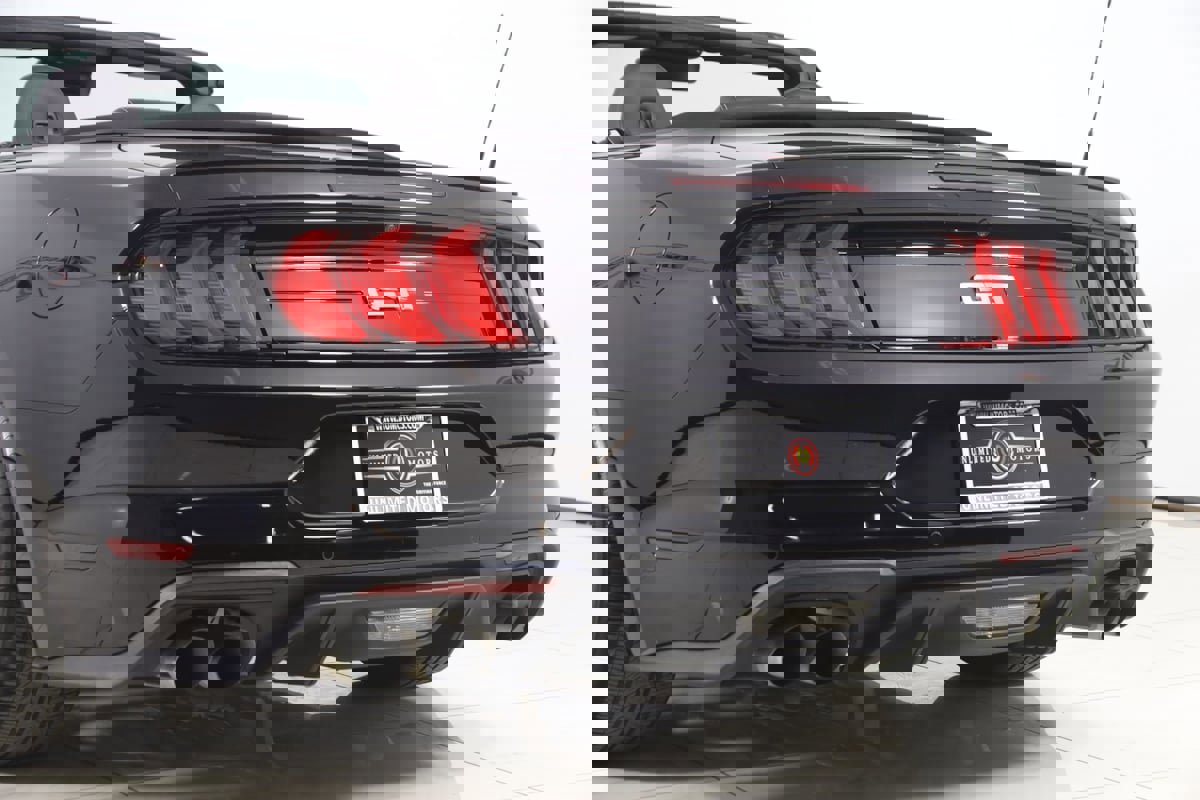 Used 2021 Ford Mustang GT Premium w/ Ford Safe & Smart Package RWD image 29