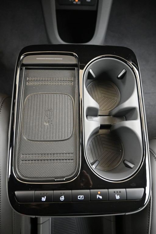 New 2025 Hyundai Ioniq 5 SEL image 34