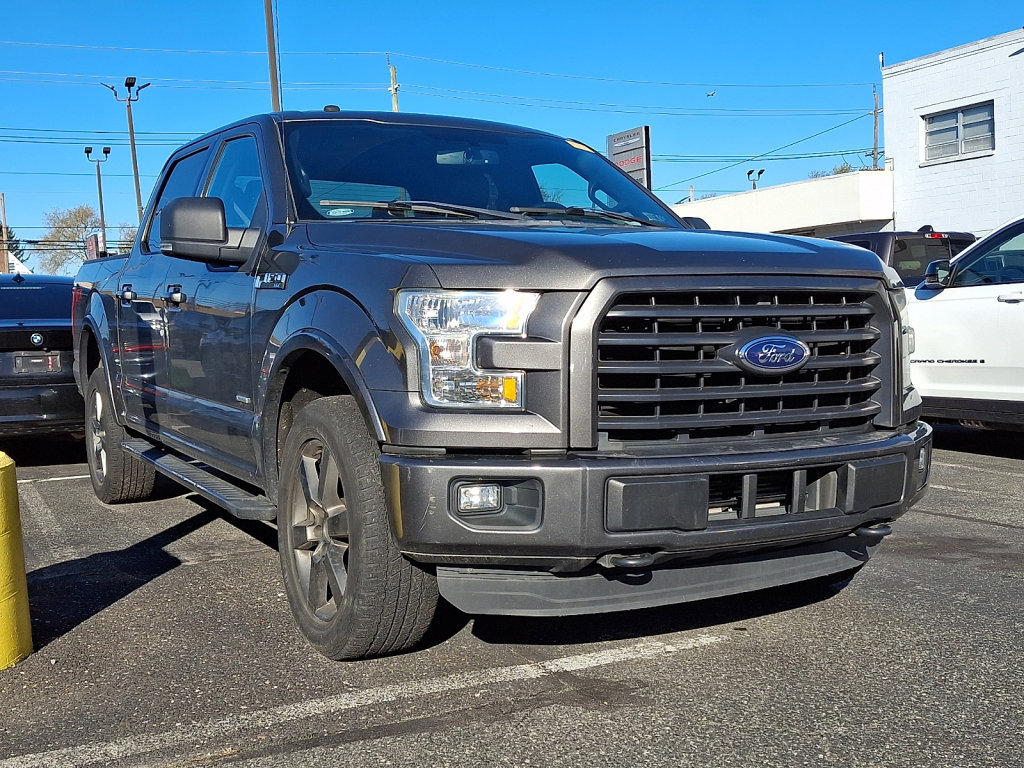 Used 2016 Ford F150 XLT w/ Equipment Group 301A Mid image 3