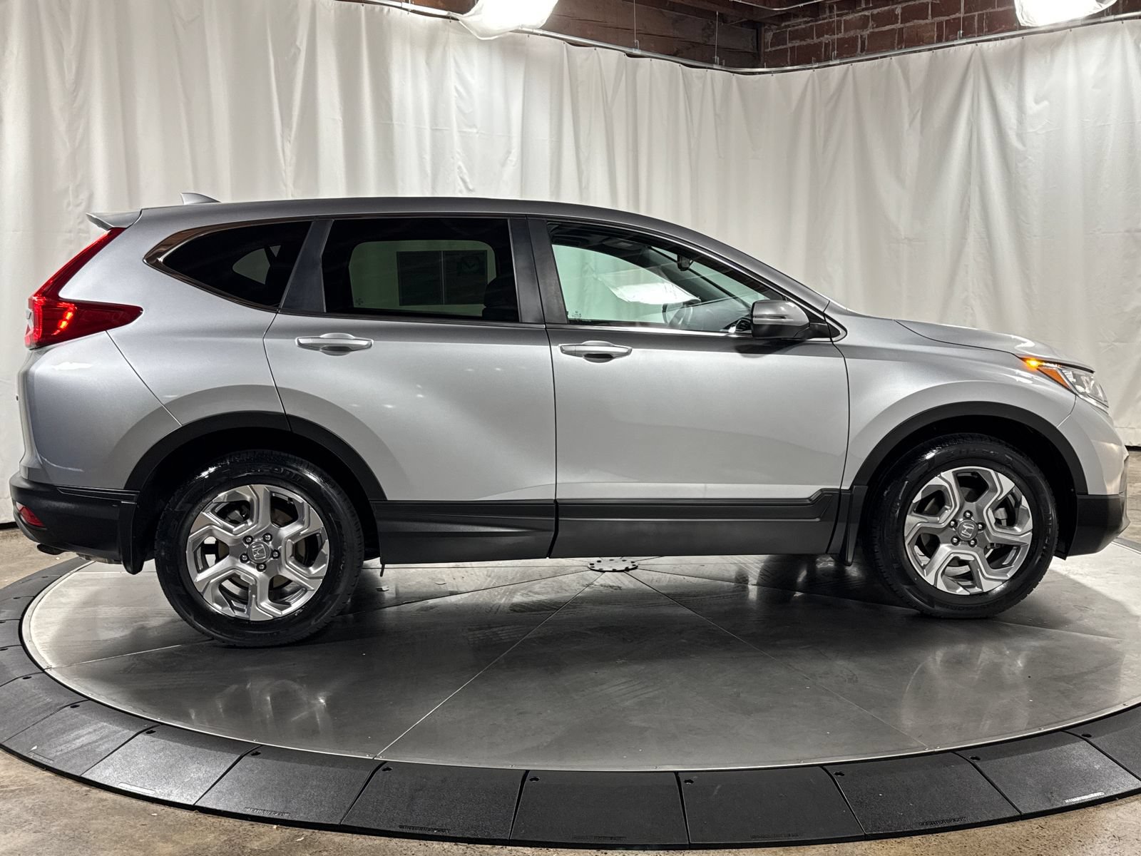 Certified 2017 Honda CR-V EX-L image 6