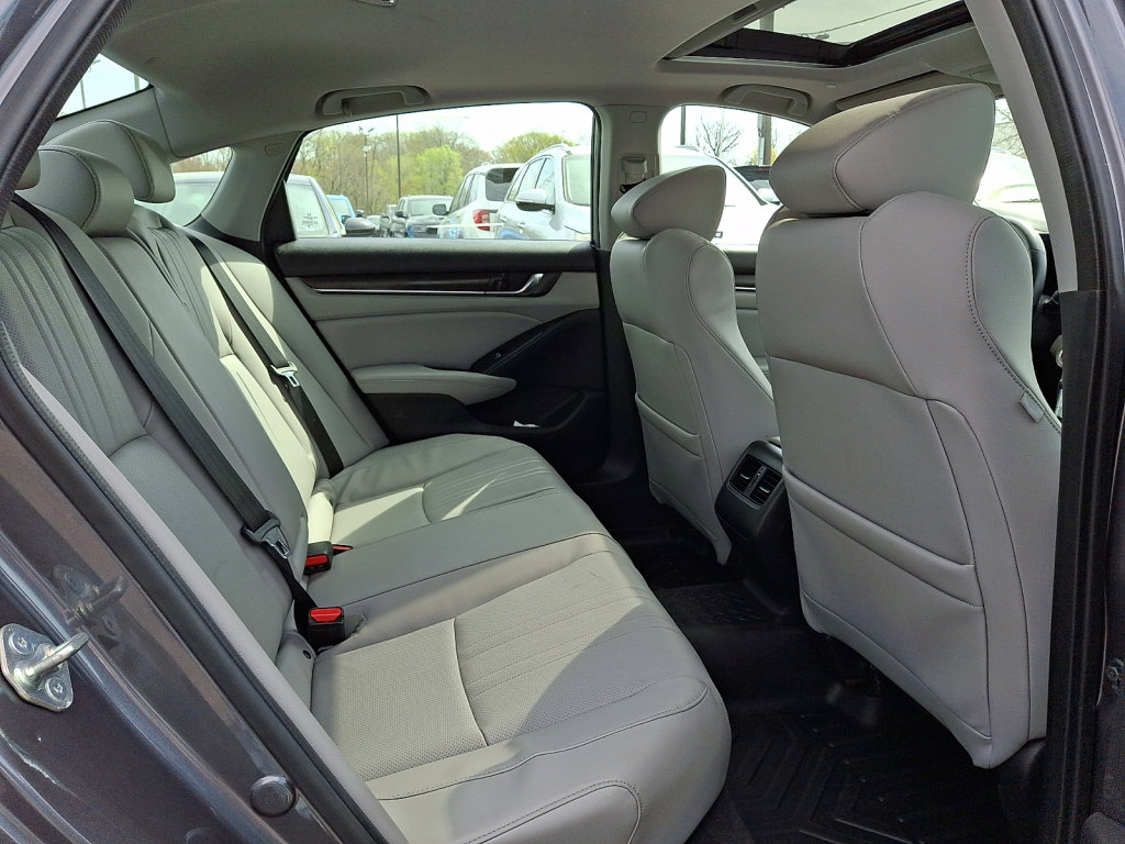Used 2018 Honda Accord EX-L image 15