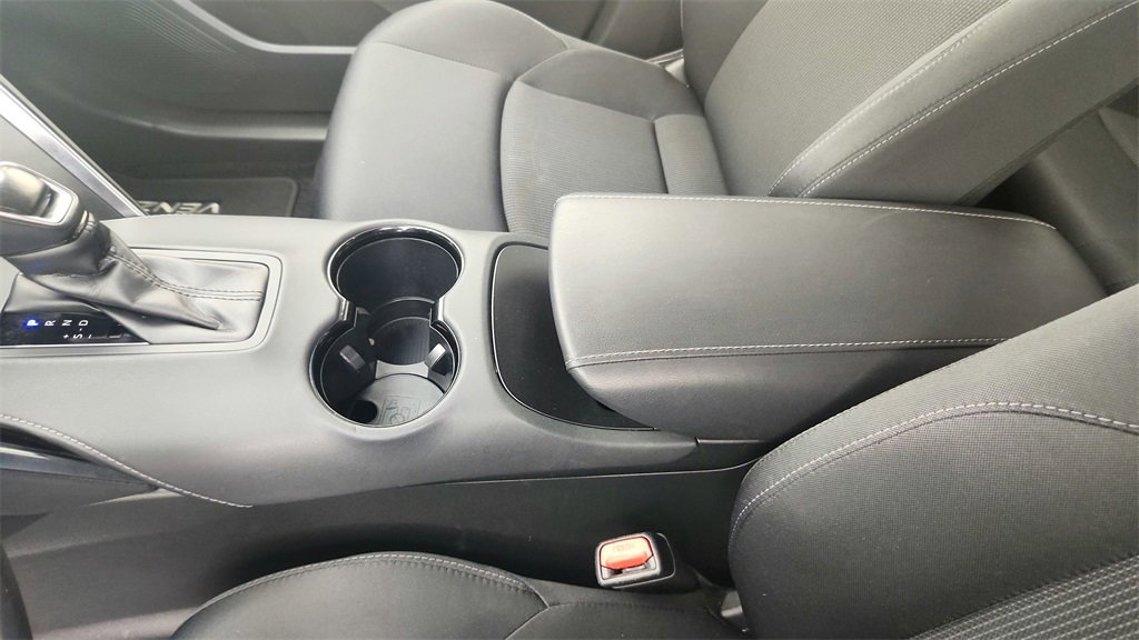 Used 2021 Toyota Venza LE image 20