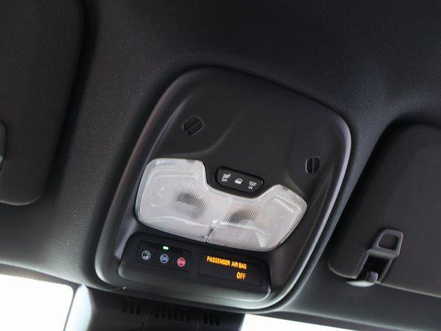 New 2025 GMC Canyon AT4 w/ Nightfall Edition image 32