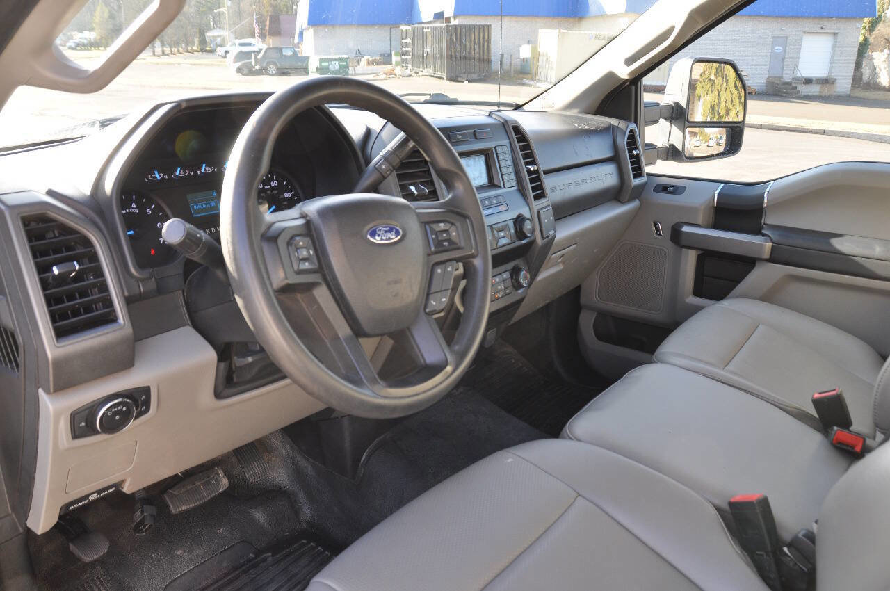 Used 2021 Ford F250 XL w/ Power Equipment Group RWD image 23