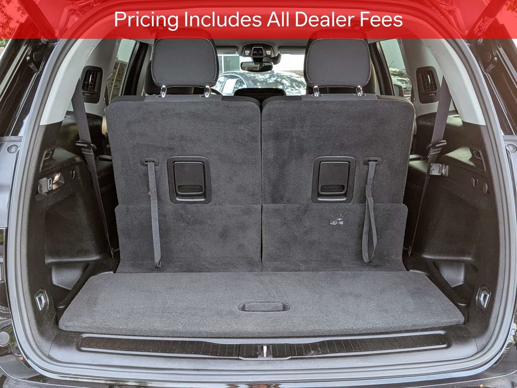 Used 2022 Jeep Grand Cherokee L Laredo w/ Luxury Tech Group I AWD/4WD image 13