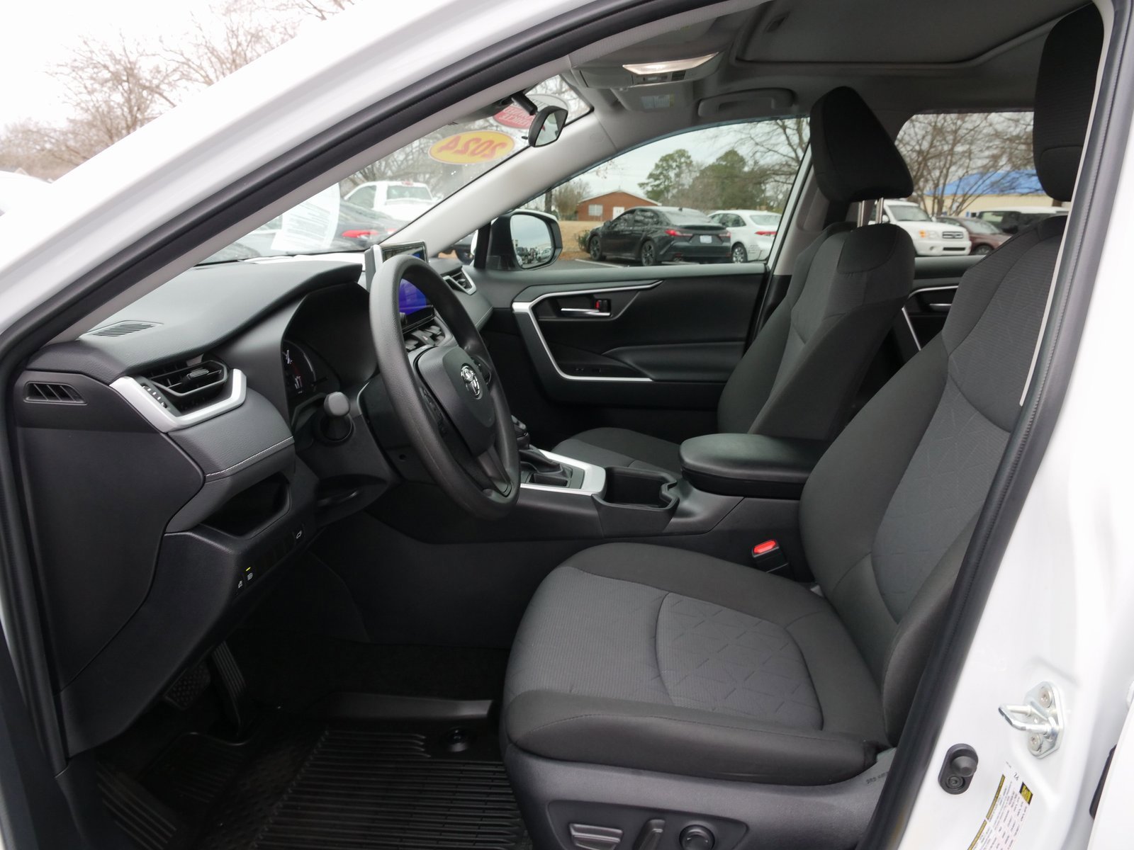 Used 2024 Toyota RAV4 XLE w/ Convenience Package image 15