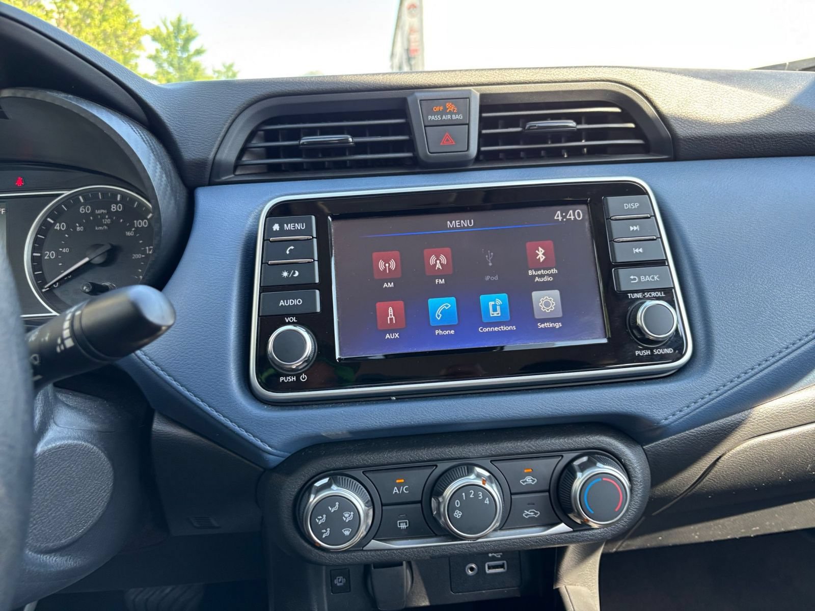 Used 2025 Nissan Versa SV FWD image 20