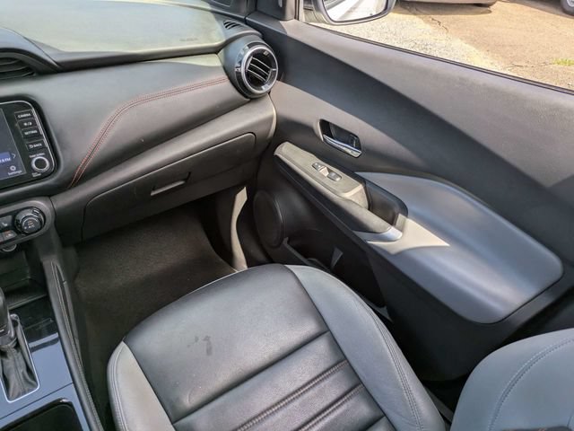 Used 2021 Nissan Kicks SR w/ SR Premium Package FWD image 17