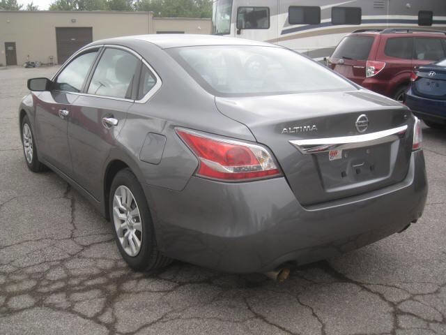 Used 2015 Nissan Altima 2.5 S w/ Power Driver Seat Package image 7