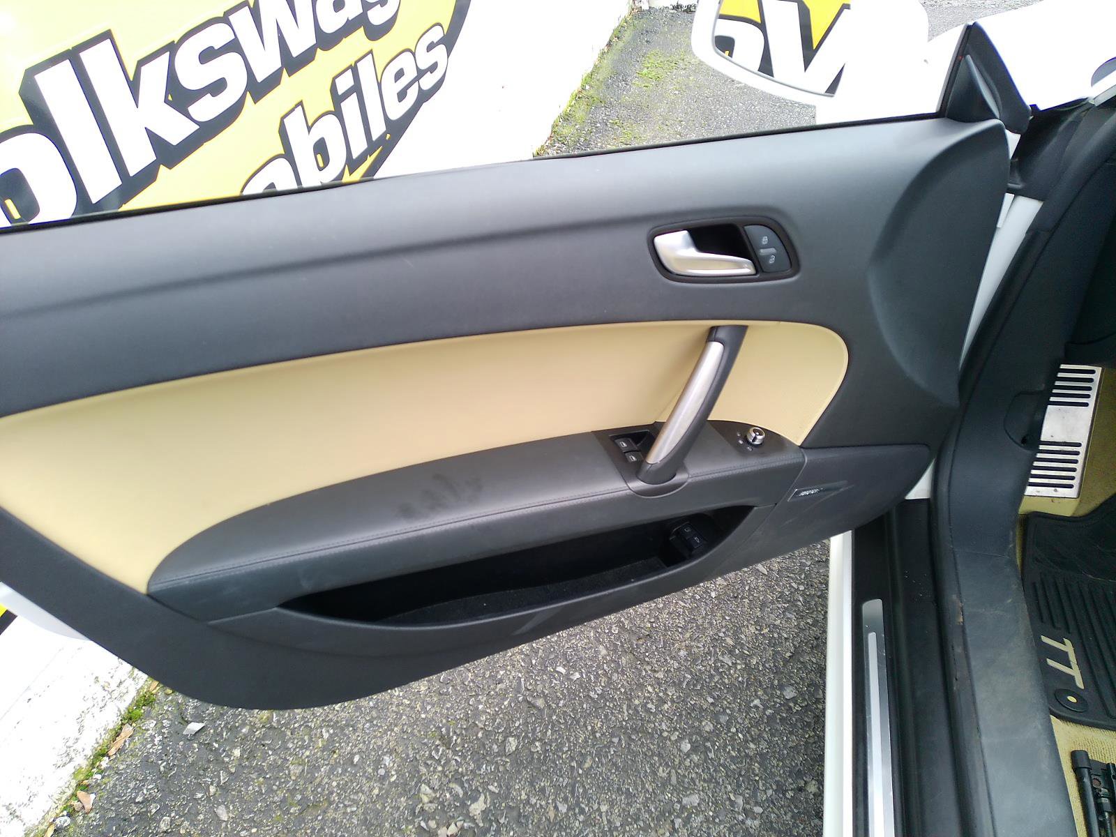 Used 2015 Audi TT 2.0T w/ Fine Nappa Leather Package image 12