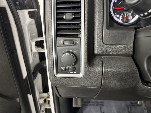 Used 2022 RAM 1500 Classic Warlock AWD/4WD image 13