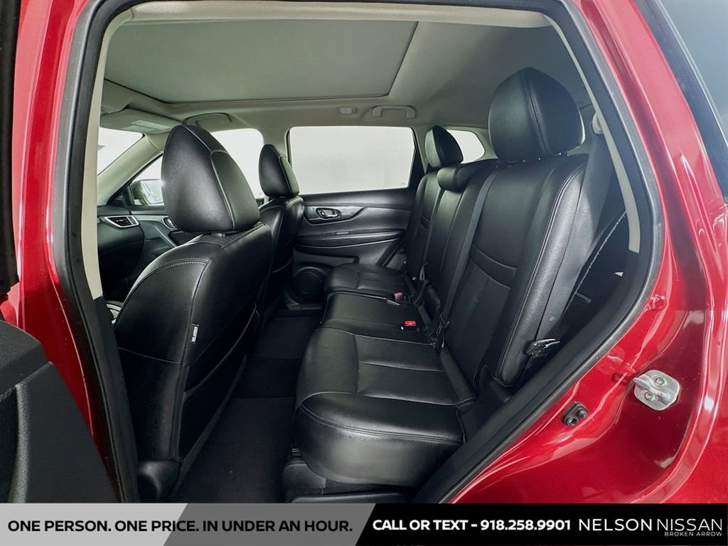 Used 2016 Nissan Rogue SL w/ SL Premium Package image 26