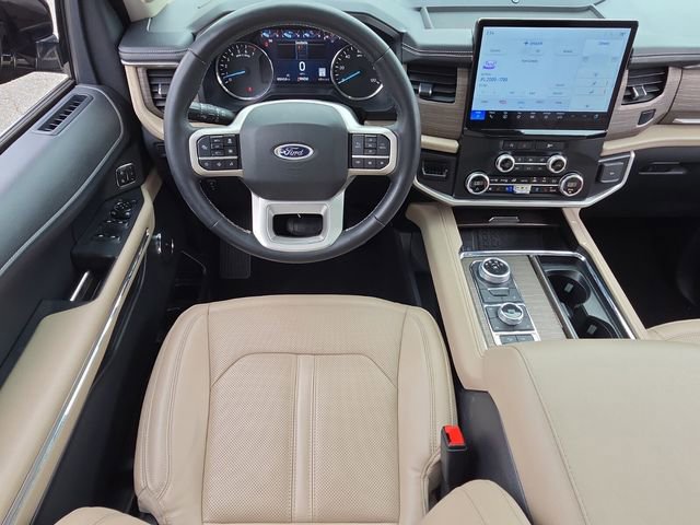 Used 2024 Ford Expedition Limited AWD/4WD image 15