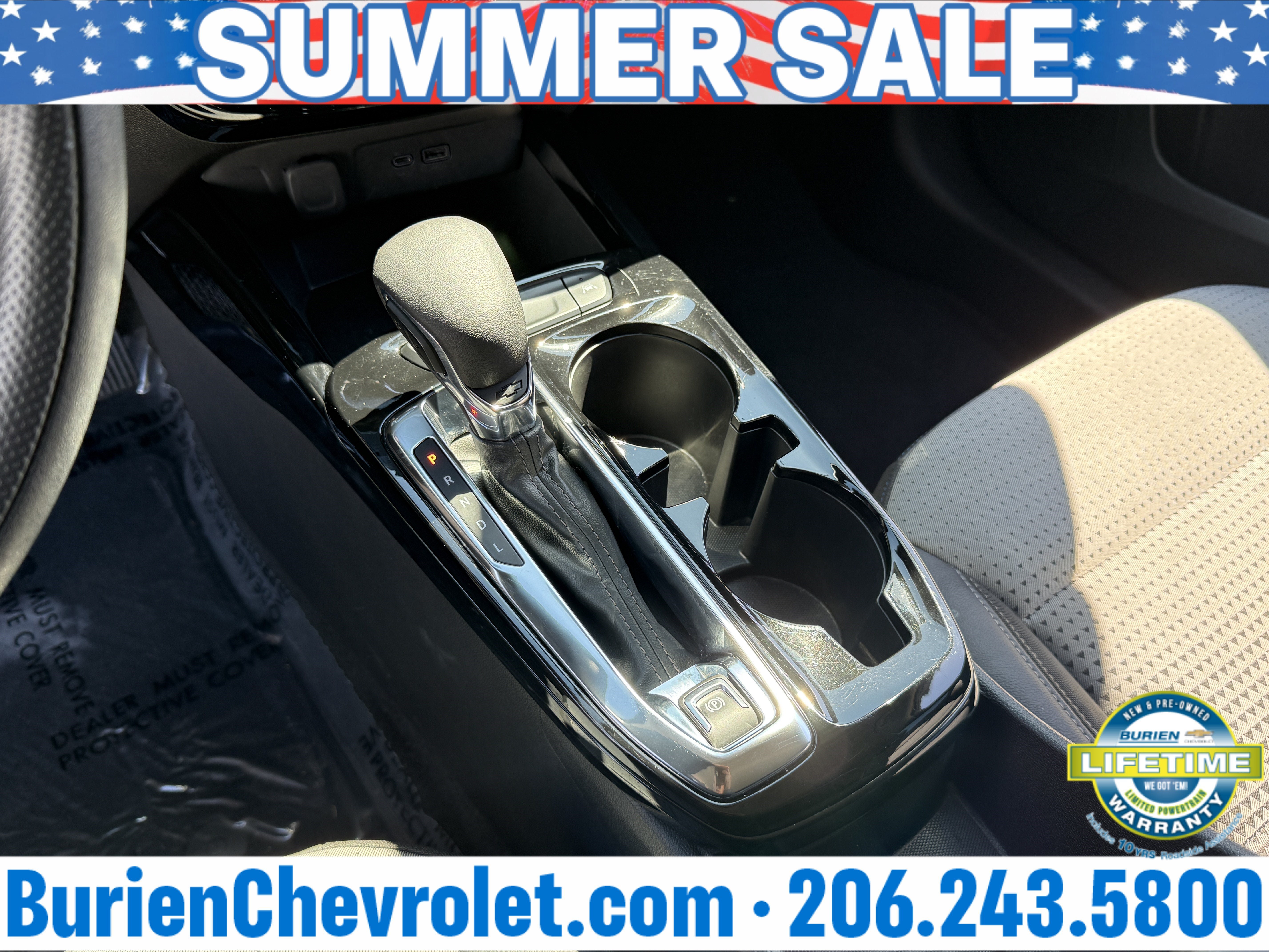 Used 2025 Chevrolet Trax LT FWD image 17