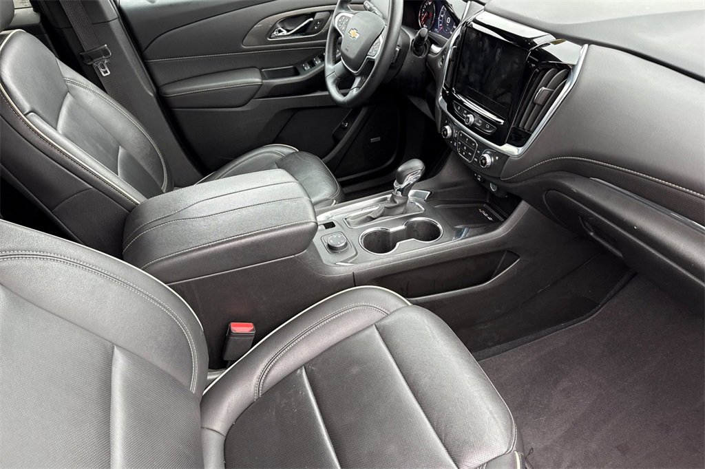 Used 2023 Chevrolet Traverse Premier image 25