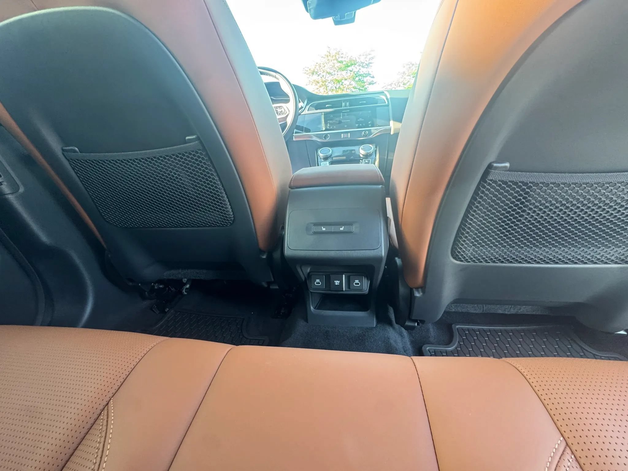Used 2024 Jaguar I-PACE R-Dynamic HSE AWD/4WD image 18