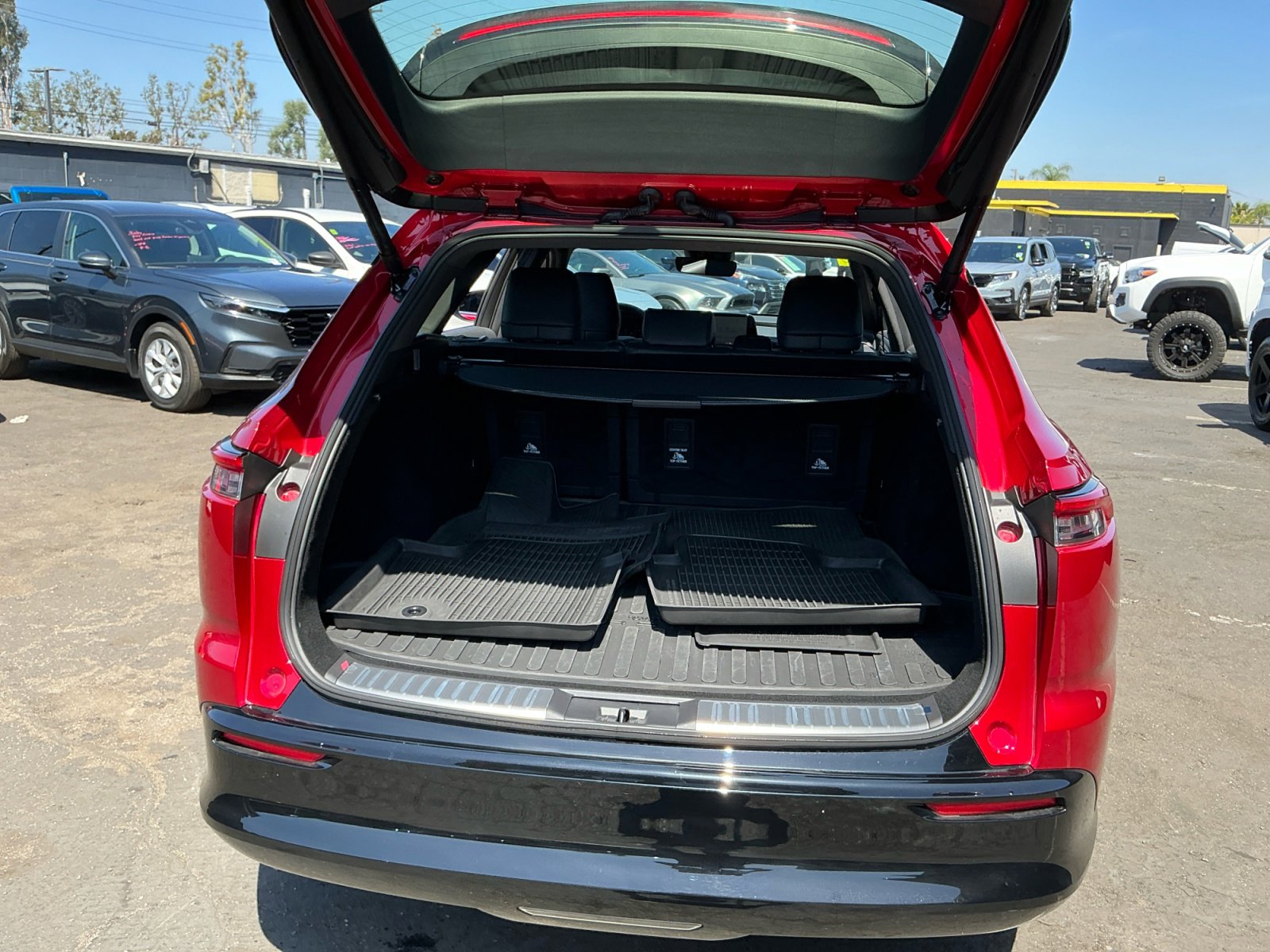 Used 2025 Toyota Crown Signia AWD/4WD image 26