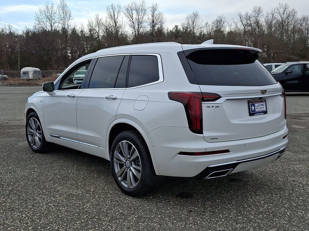 Used 2023 Cadillac XT6 Premium Luxury w/ Technology Package AWD/4WD image 9