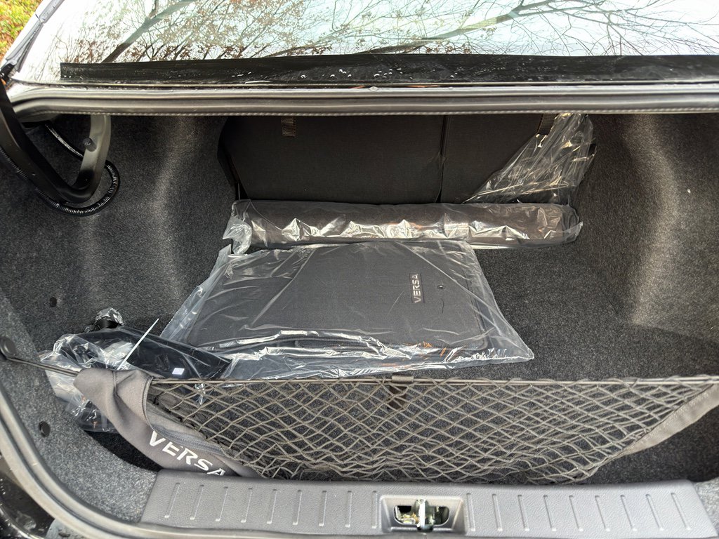 New 2025 Nissan Versa SV w/ Trunk Package image 30