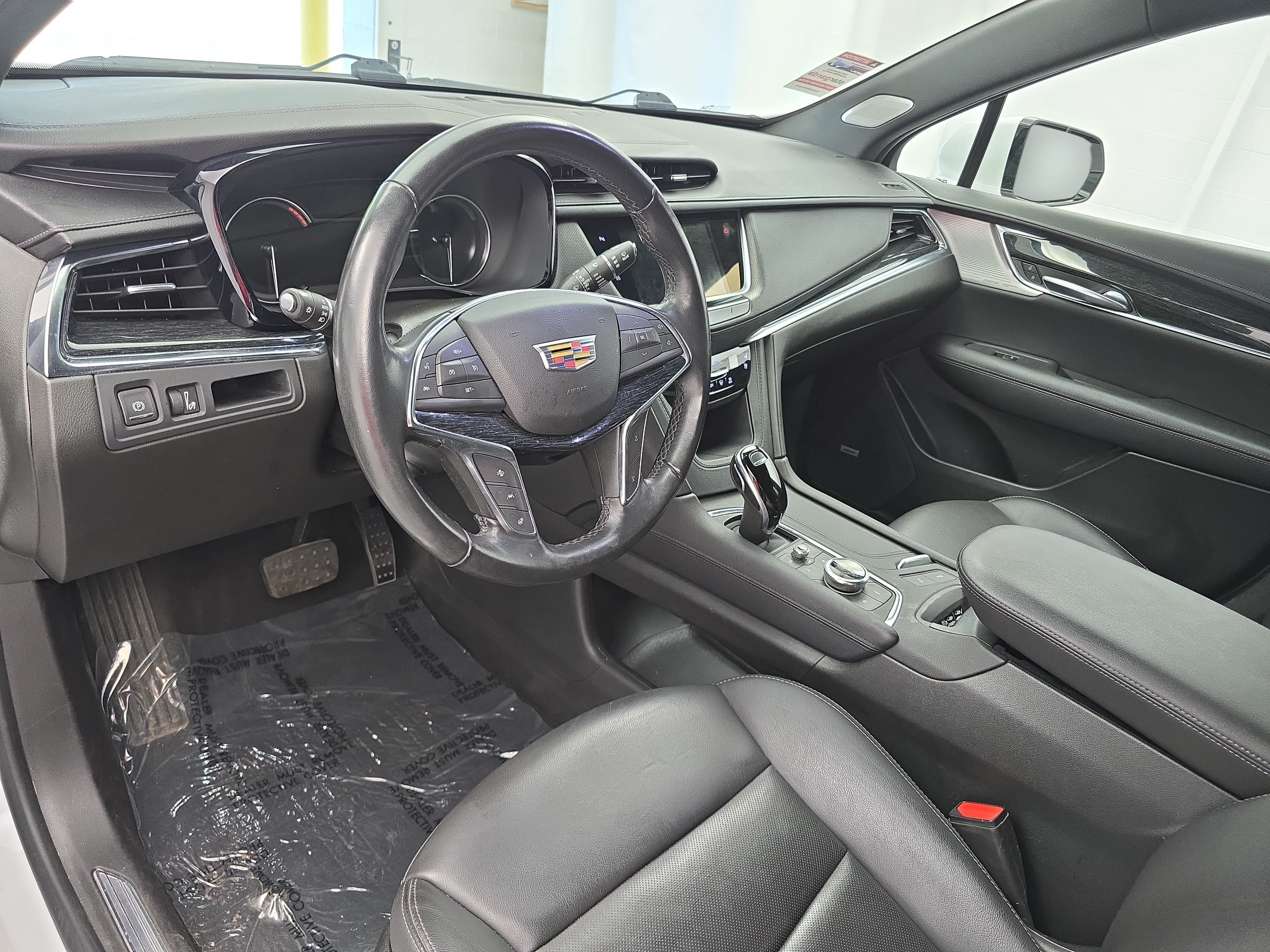 Used 2021 Cadillac XT5 Premium Luxury w/ LPO, Floor Liner Package AWD/4WD image 16