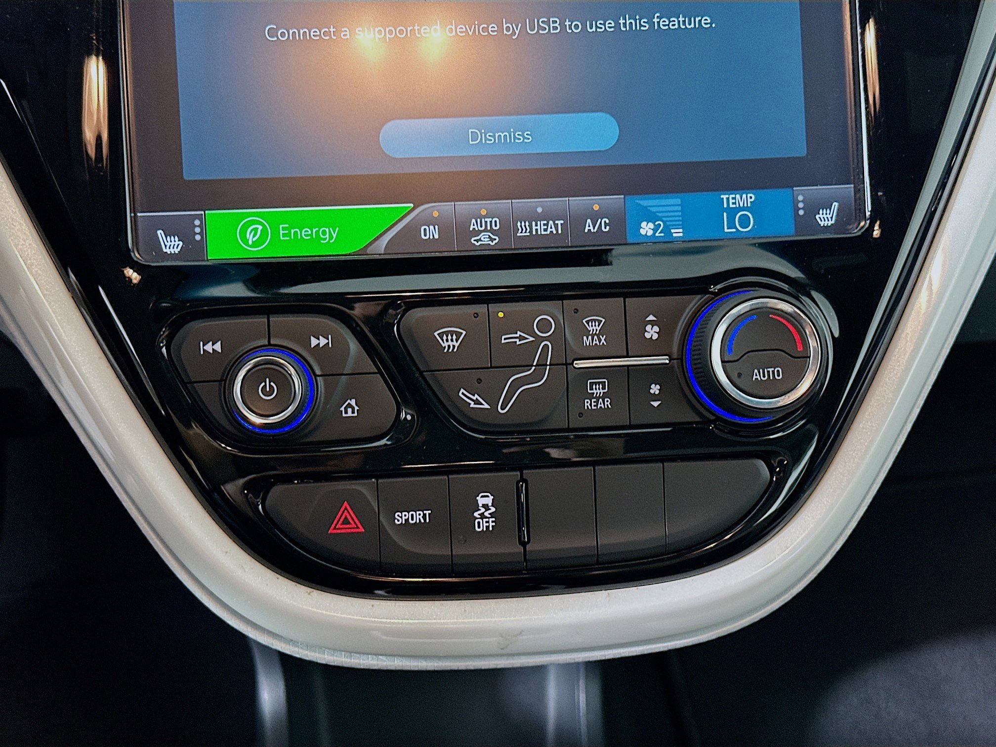 Used 2019 Chevrolet Bolt LT FWD image 24