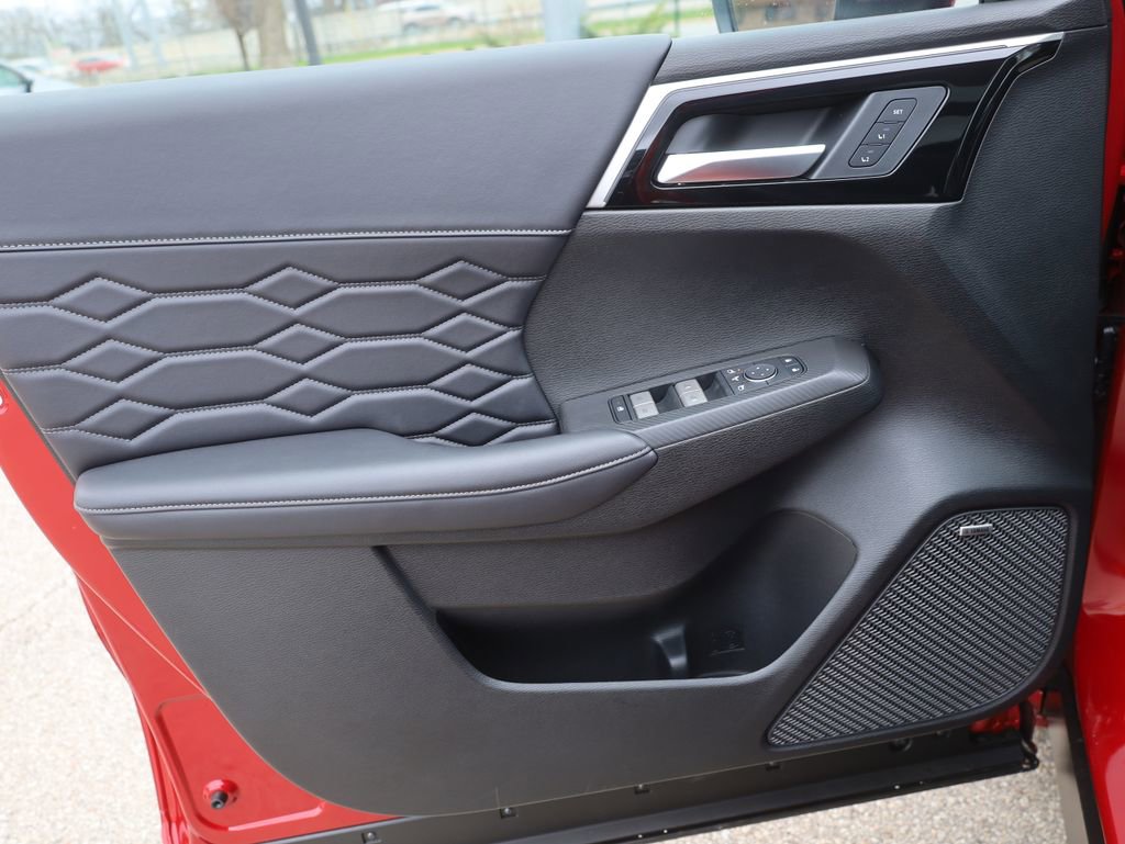 New 2025 Mitsubishi Outlander SEL image 41