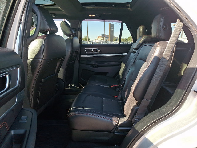 Used 2019 Ford Explorer Sport w/ Equipment Group 401A AWD/4WD image 10