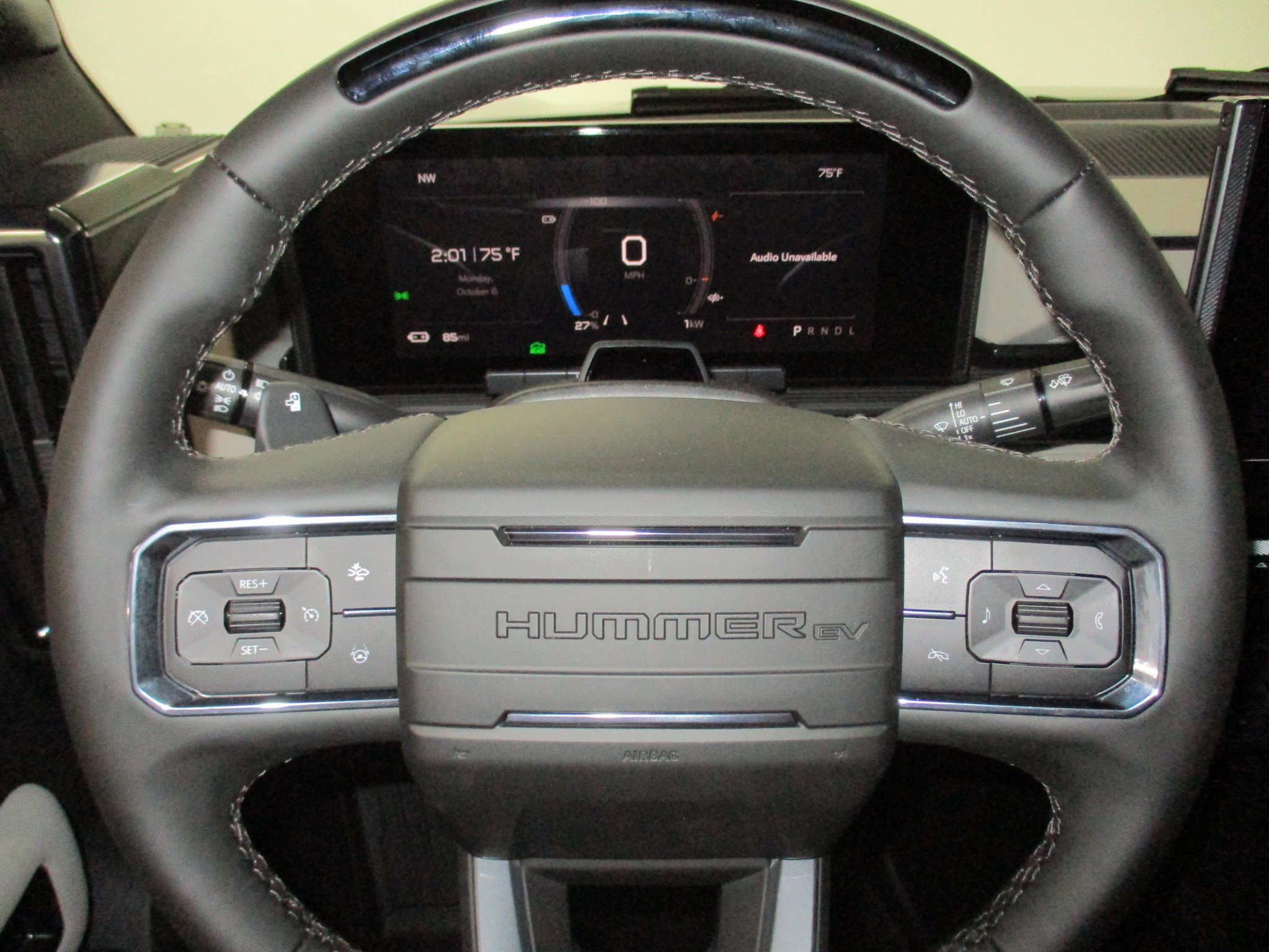 New 2026 GMC Hummer EV 2X w/ LPO, Dark Essentials Package image 20