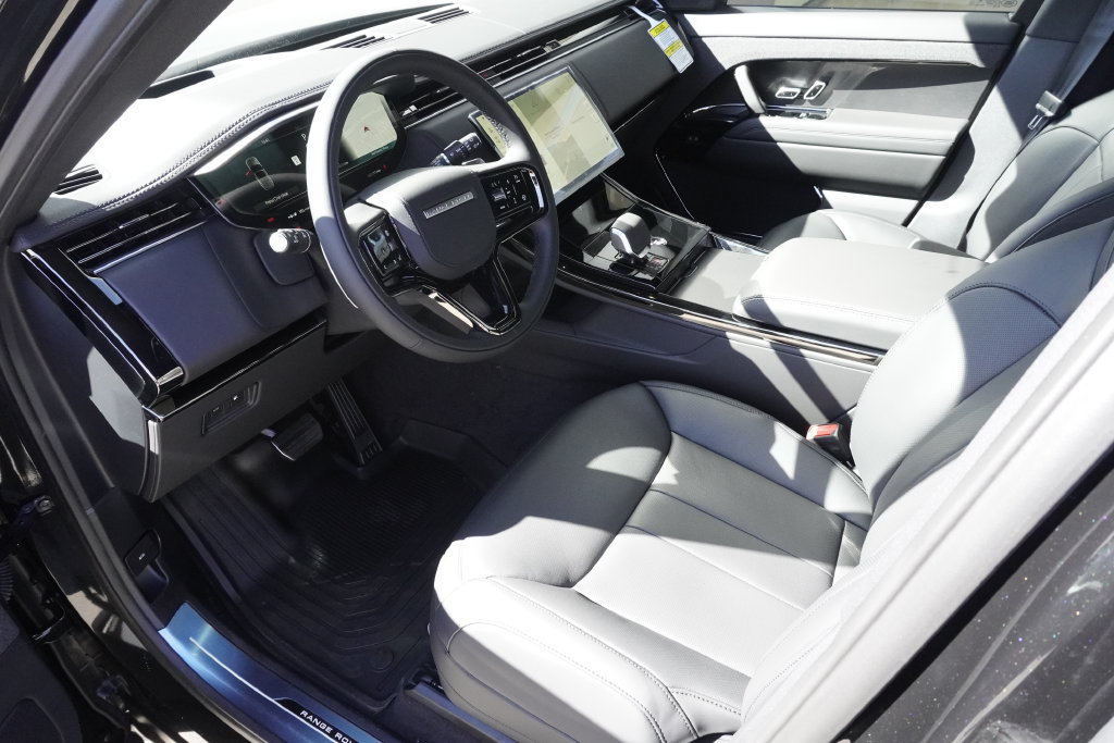 New 2026 Land Rover Range Rover Sport Dynamic SE AWD/4WD image 18