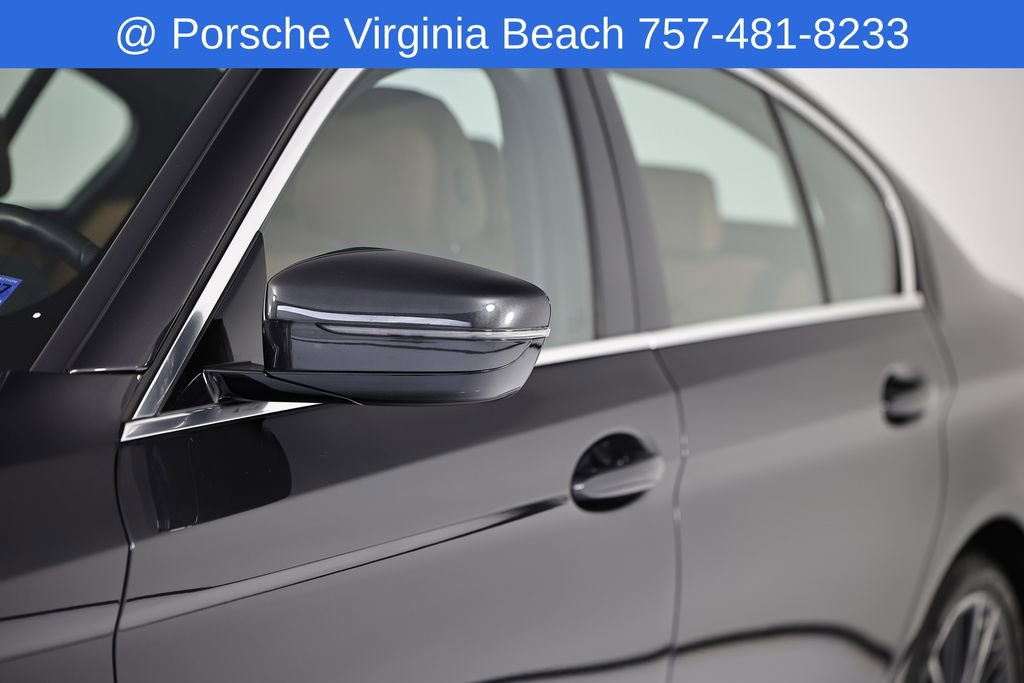 Used 2023 BMW 540i xDrive w/ Premium Package AWD/4WD image 10