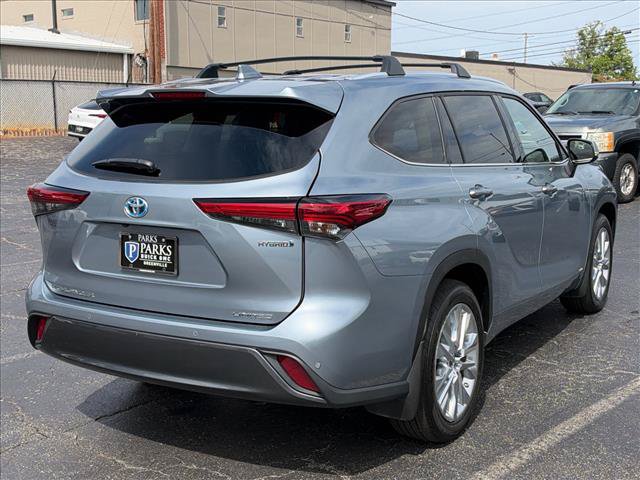 Used 2023 Toyota Highlander Limited AWD/4WD image 13