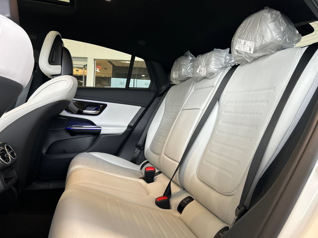New 2027 Mercedes-Benz GLC 300 4MATIC image 23