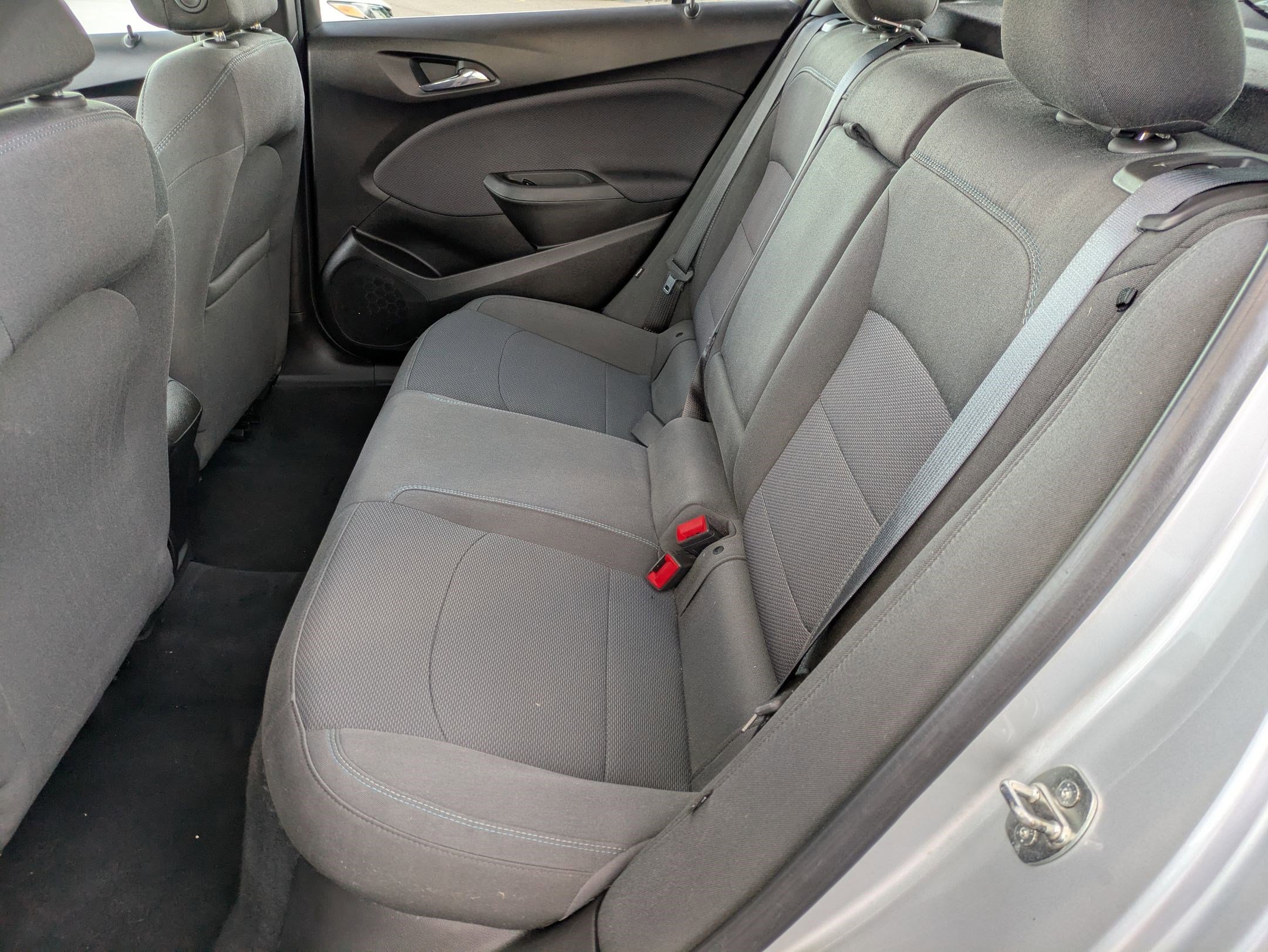 Used 2018 Chevrolet Cruze LT w/ RS Package image 24