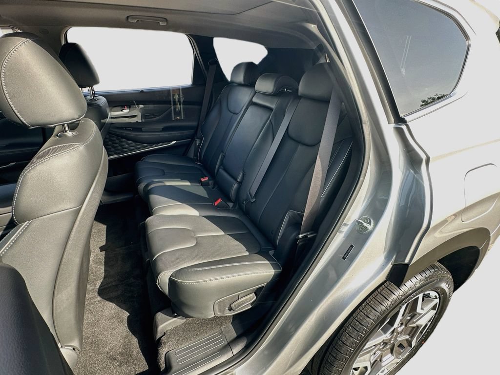 Used 2022 Hyundai Santa Fe Limited FWD image 26