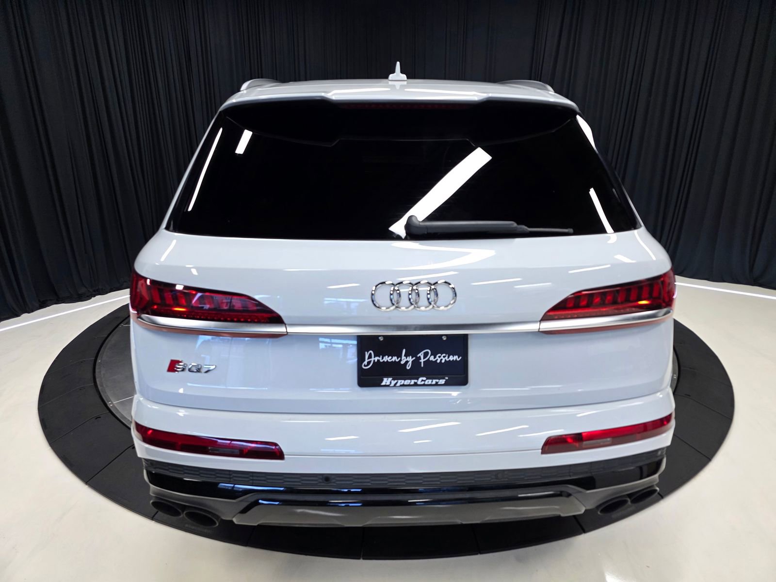 Used 2020 Audi SQ7 Prestige w/ Prestige Package AWD/4WD image 12