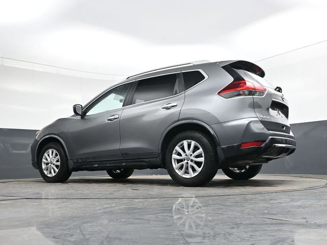 Used 2018 Nissan Rogue SV image 32