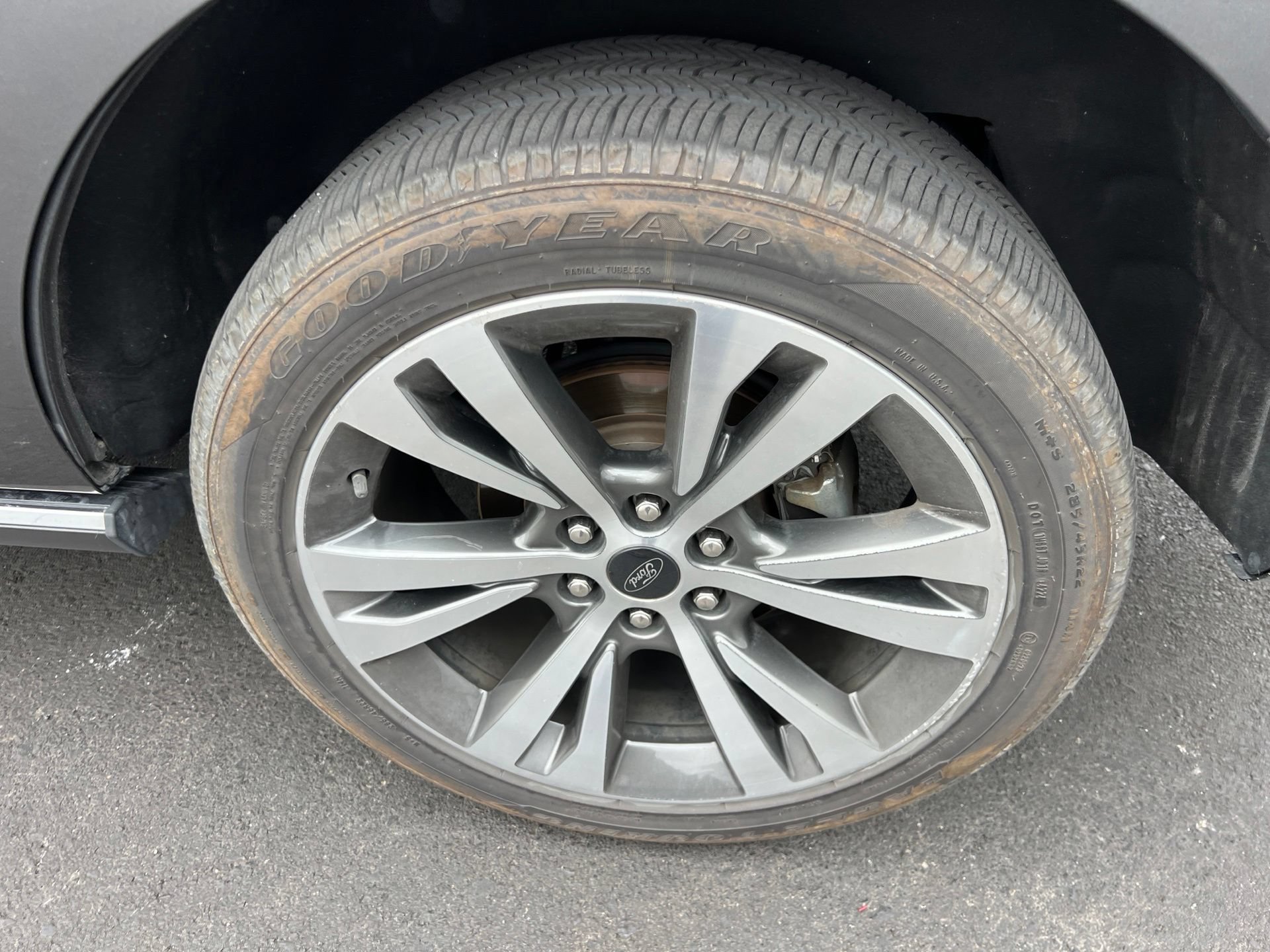 Used 2020 Ford Expedition Limited w/ Equipment Group 302A RWD image 11