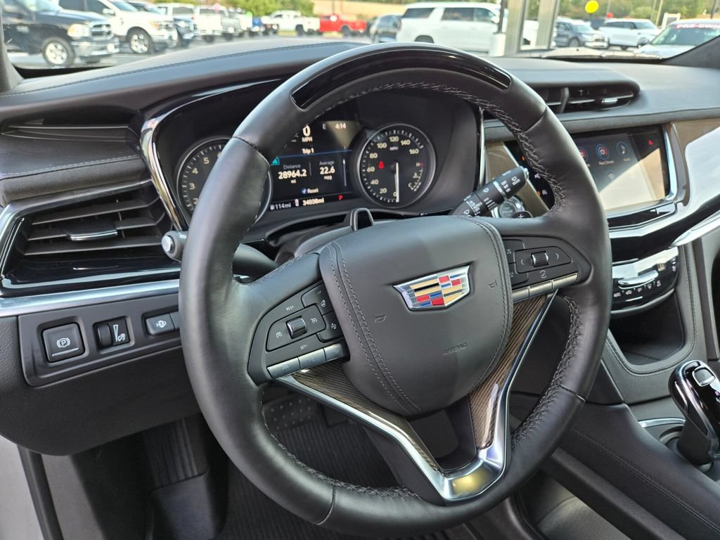 Used 2025 Cadillac XT6 Premium Luxury w/ Platinum Package AWD/4WD image 11