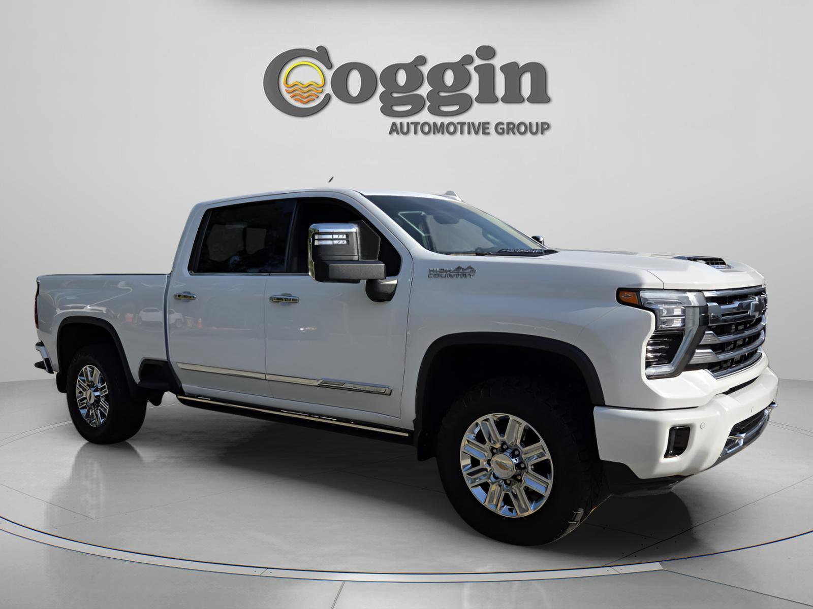 Used 2024 Chevrolet Silverado 2500 High Country w/ High Country Premium Package AWD/4WD image 7