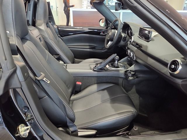 New 2026 MAZDA MX-5 Miata RF Grand Touring image 15