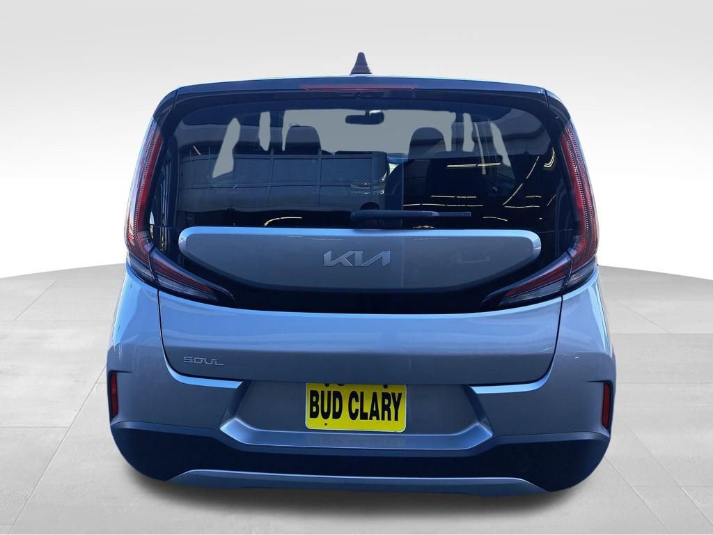 Used 2023 Kia Soul LX w/ Option Group 015 image 5