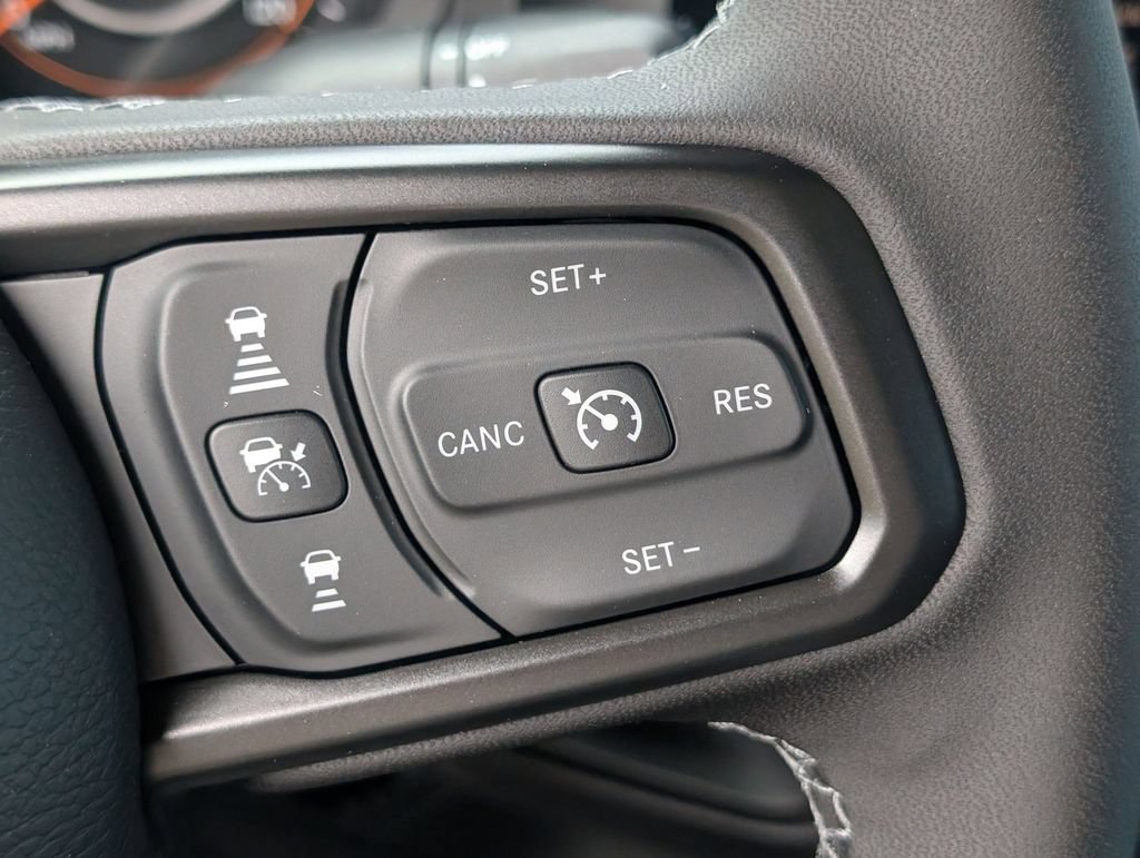 New 2026 Jeep Gladiator Sport AWD/4WD image 14