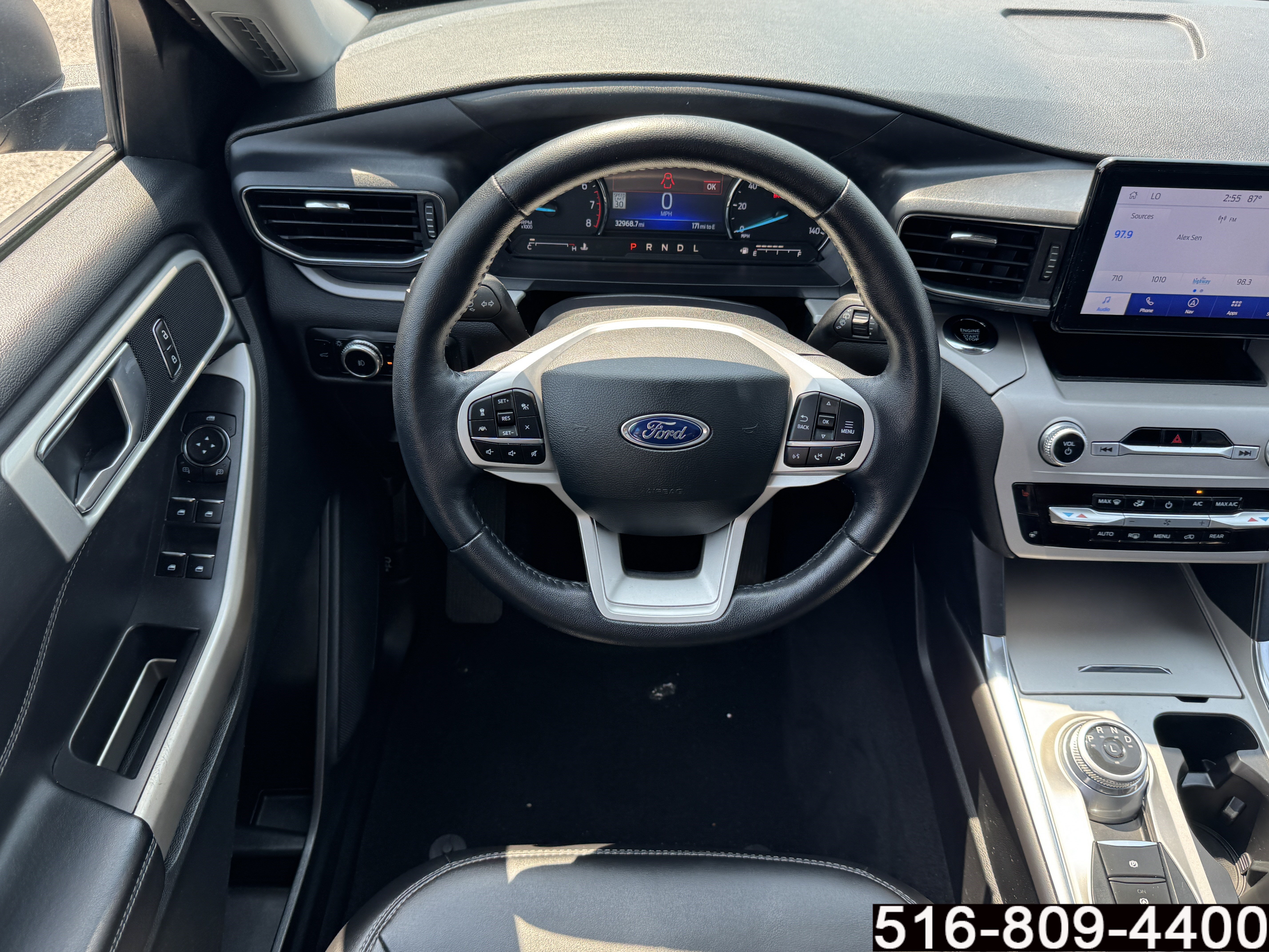 Used 2023 Ford Explorer XLT w/ Equipment Group 202A AWD/4WD image 15