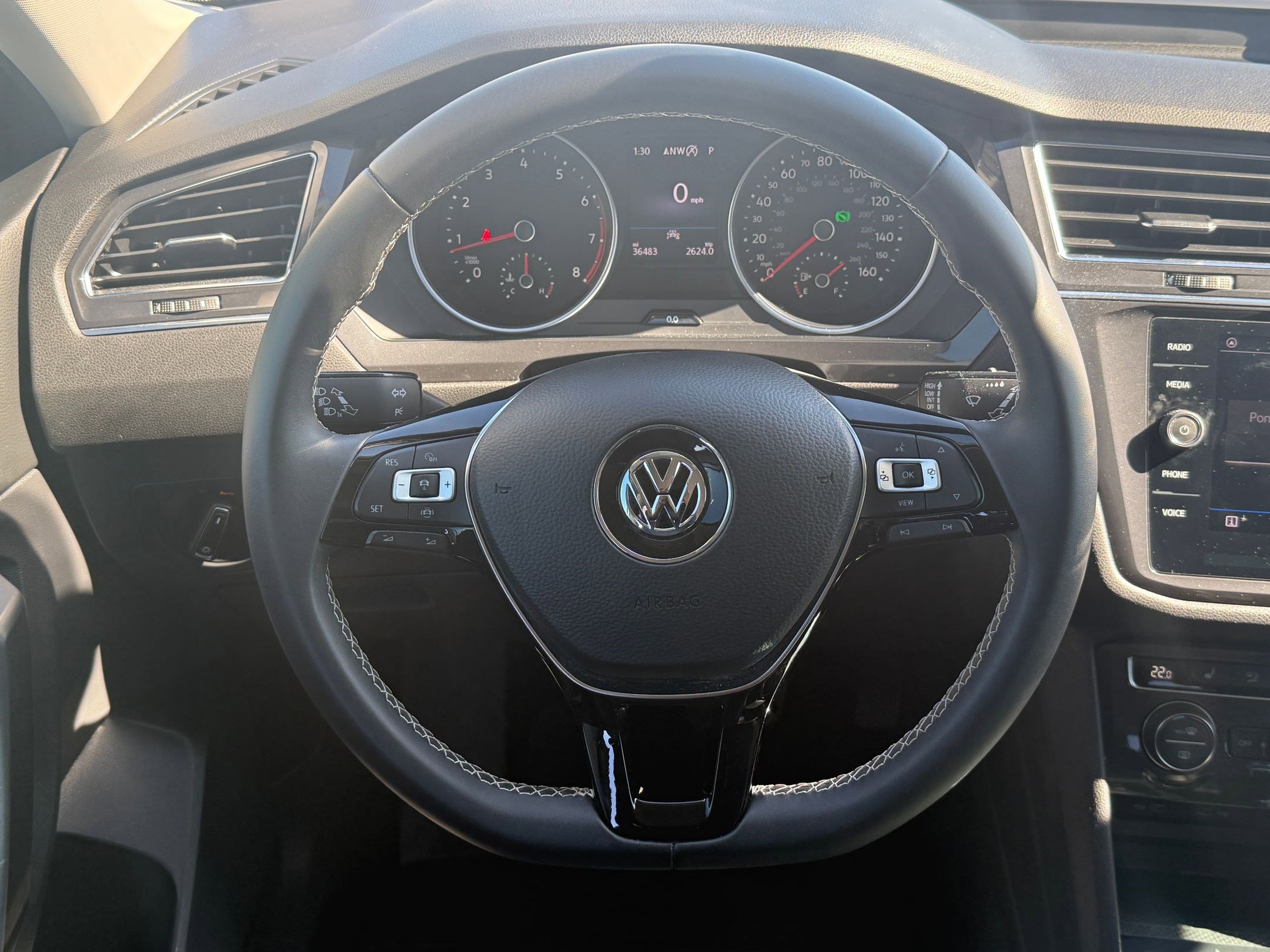 Used 2021 Volkswagen Tiguan SE image 13