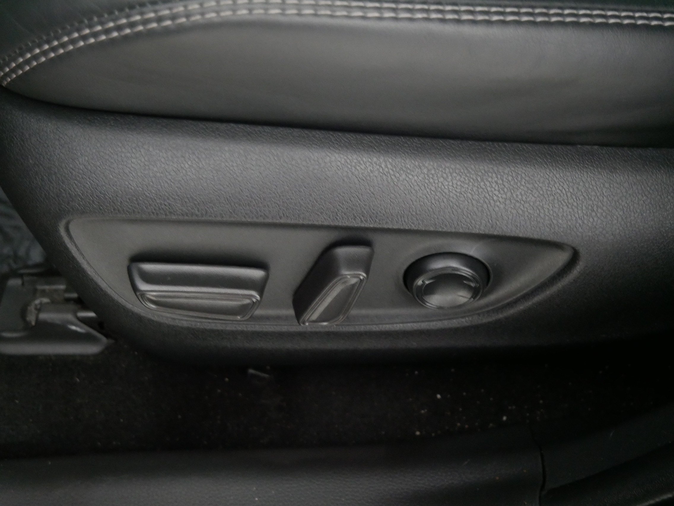 Used 2024 Toyota RAV4 XLE Premium w/ Weather Package AWD/4WD image 20