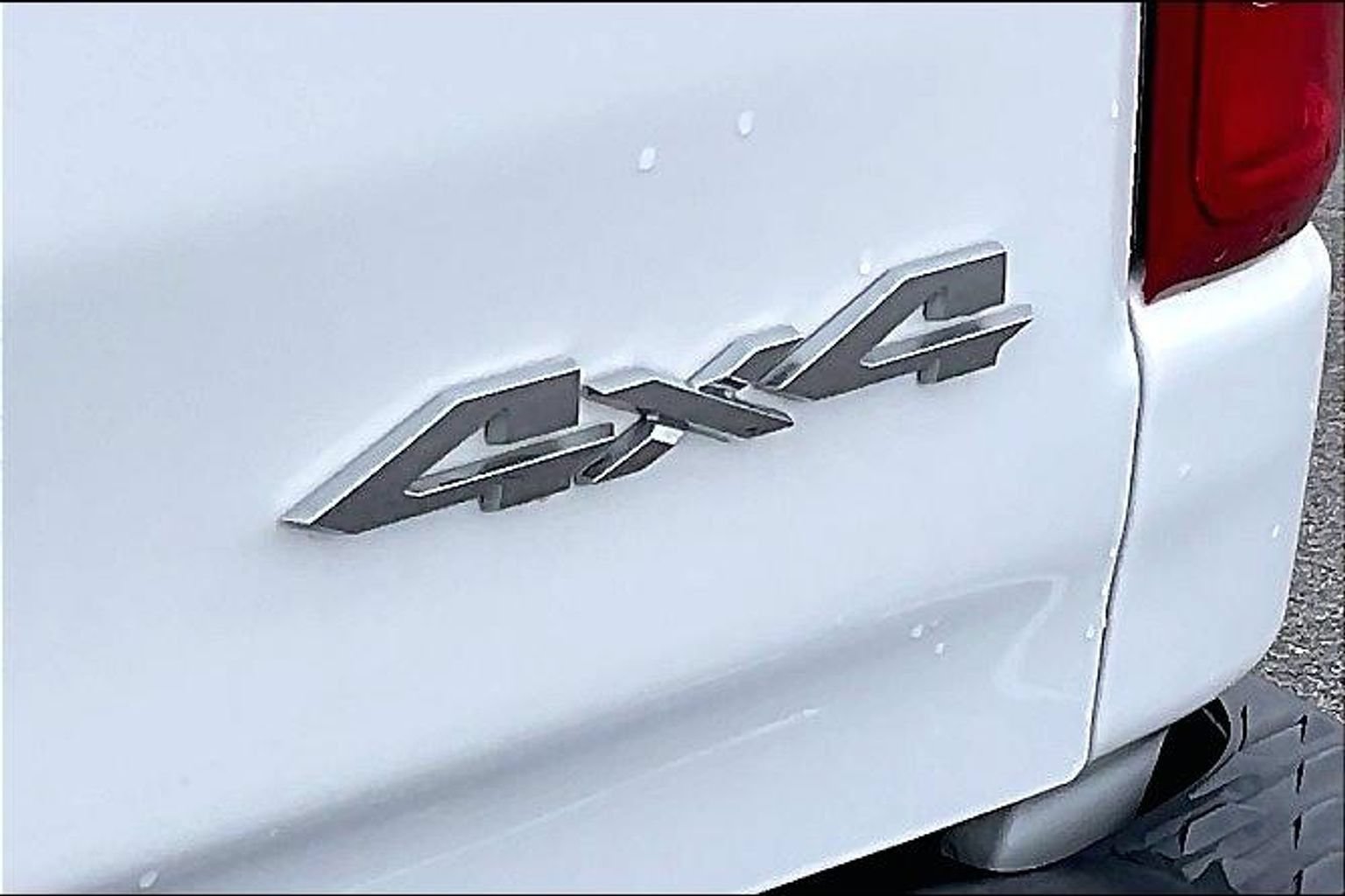 Used 2022 RAM 1500 Laramie w/ Off Road Group AWD/4WD image 24