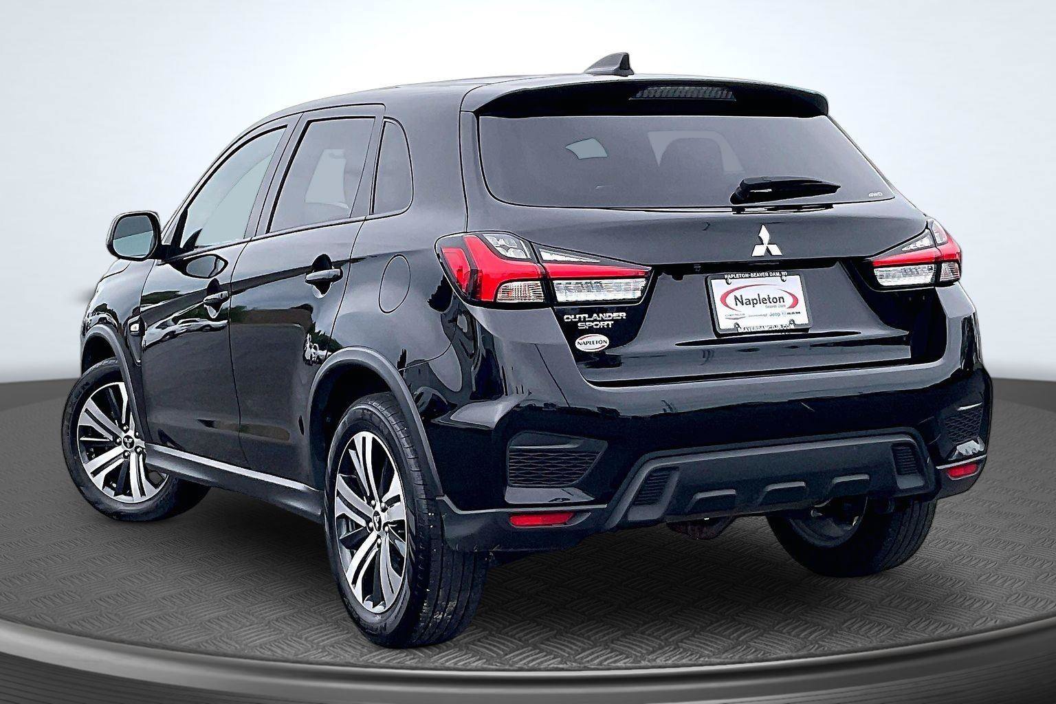 Used 2025 Mitsubishi Outlander Sport AWD image 14